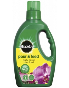 Miracle-Gro Pour & Feed 3L