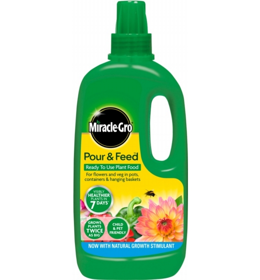 Miracle-Gro Improved Pour & Feed 1L